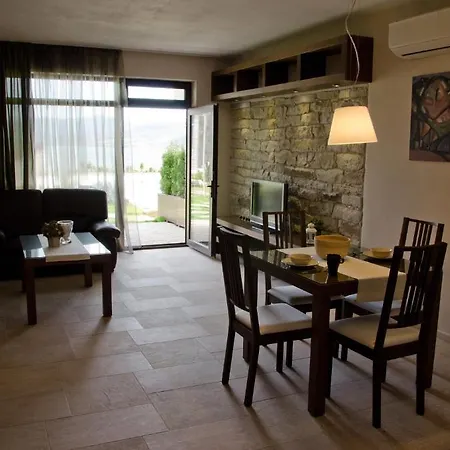Rocca Resort Glavatartsi