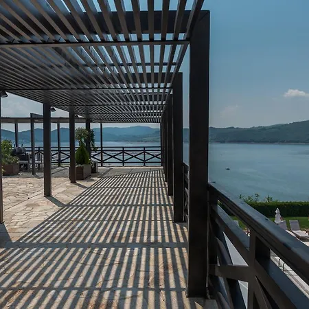 Rocca Resort 3*