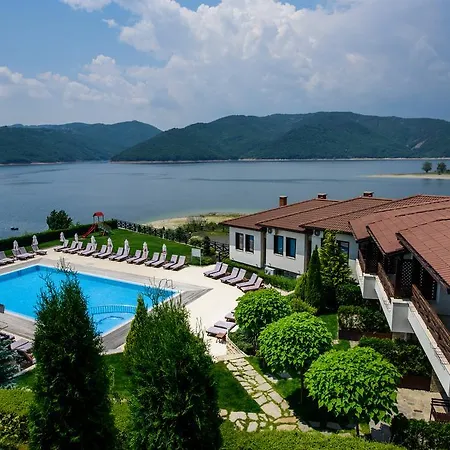Rocca Resort 3*