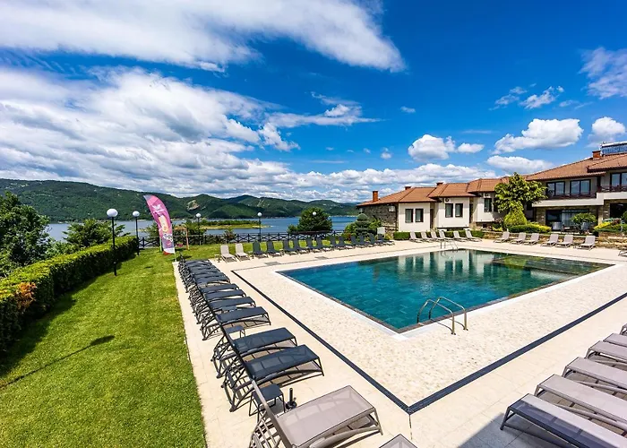 Rocca Semesteranläggning (resort) Glavatartsi